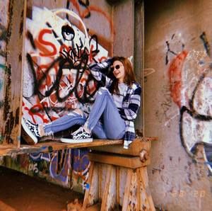 Meet your Posher, Alexis